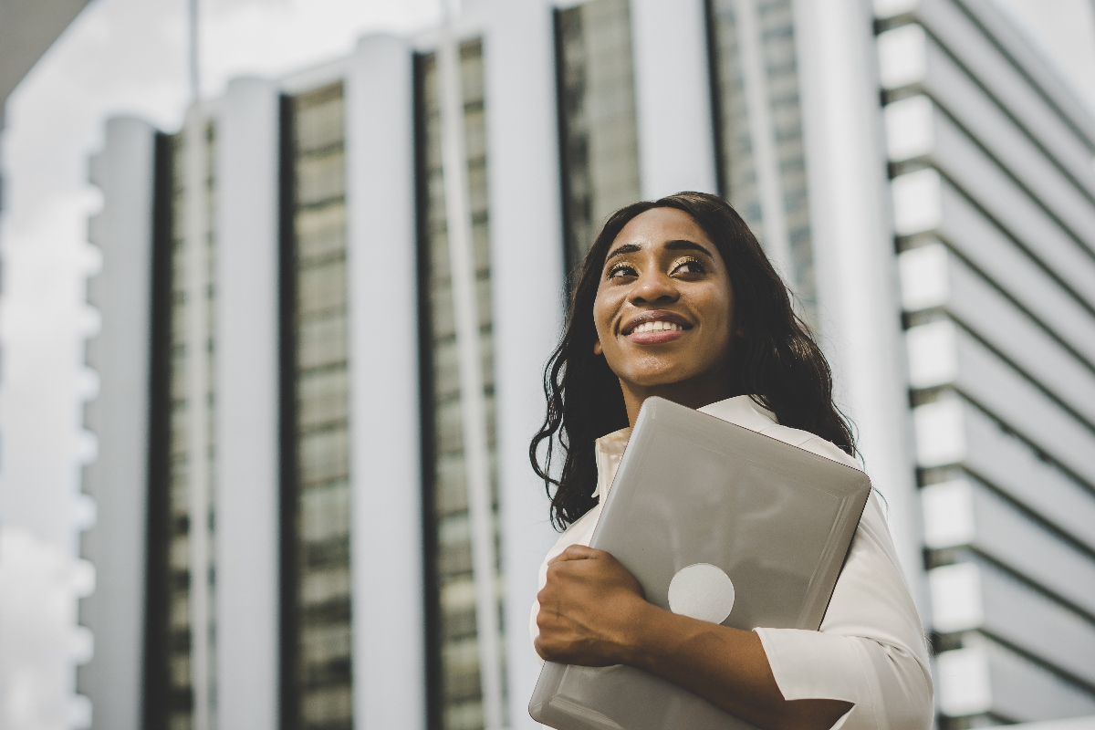 Emprego e Estágio: Vagas em Engenharia e Arquitetura