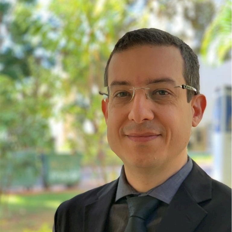 D. SC. RICARDO MARQUES TREVISAN
