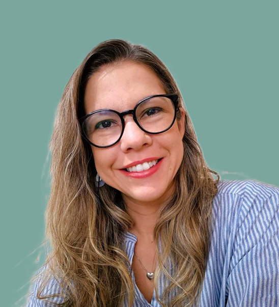 MONIQUE DE FARIA MARINS