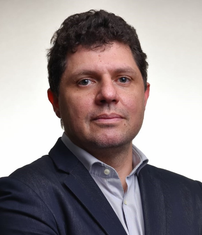 ESP. LEONARDO COZAC DE OLIVEIRA NETO