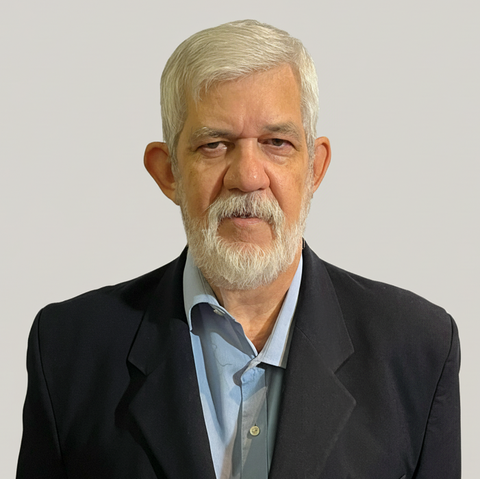 ROBERTO CHUST CARVALHO 